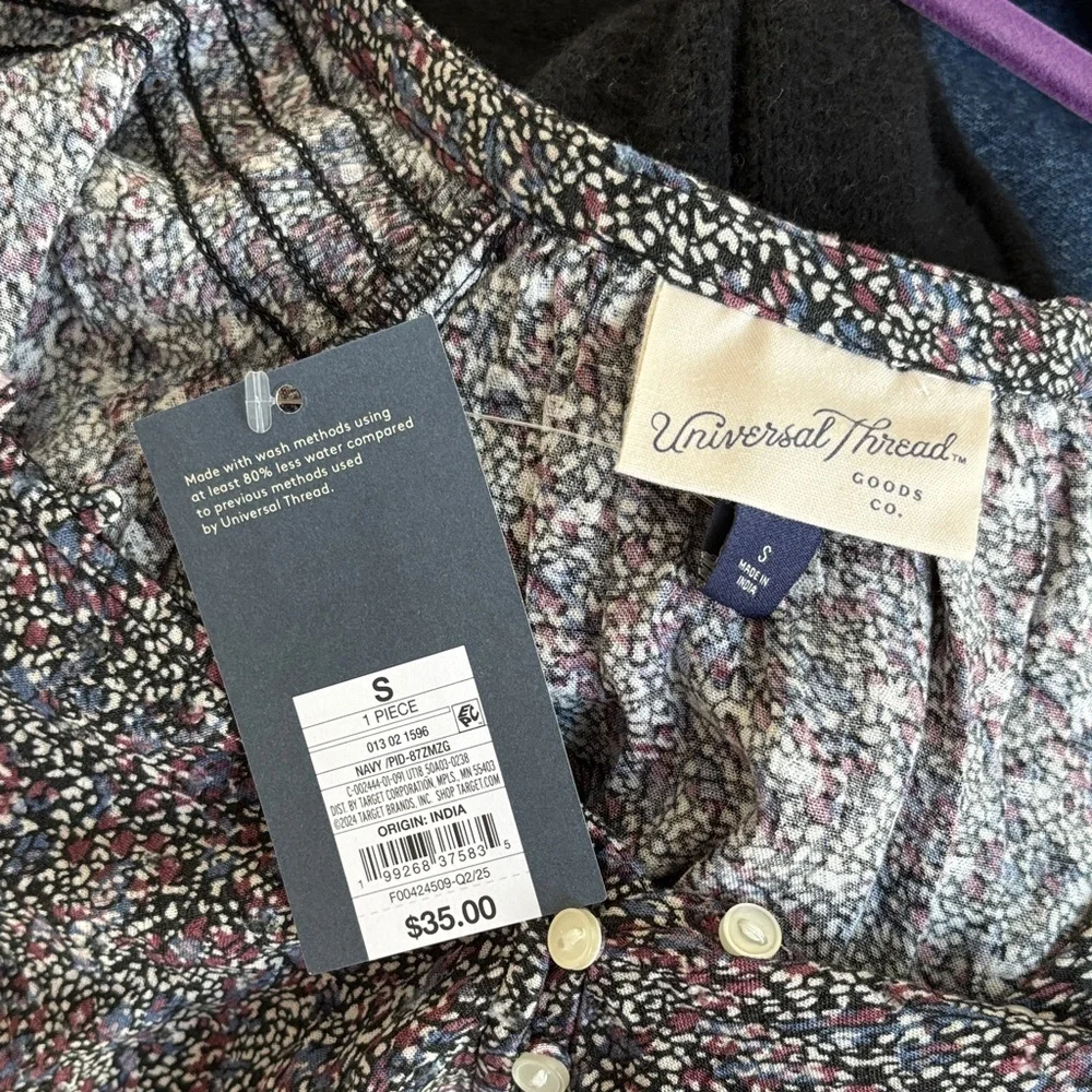 Universal Thread Button Up V Neck Blue and Purple Patterned Blouse Size Small
